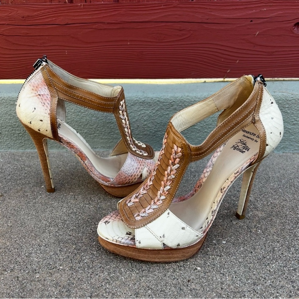 $695~ALEXANDRE BIRMAN~Snakeskin Python T-Strap Pe… - image 2